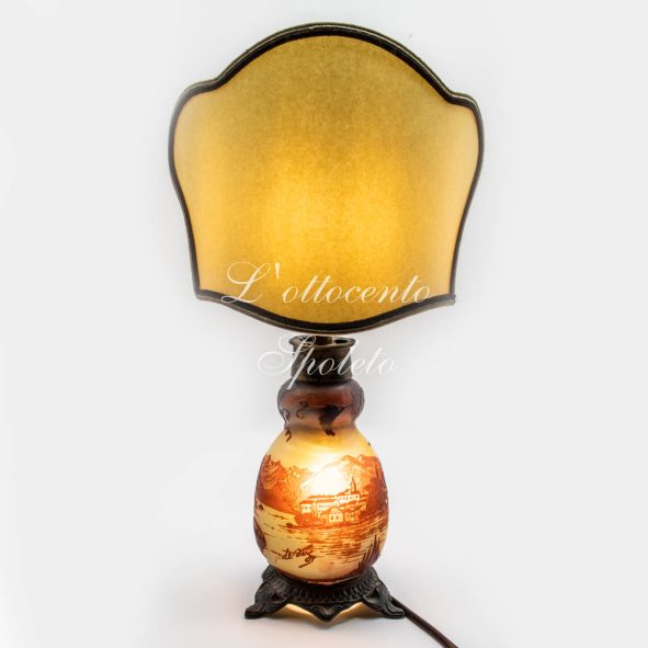 Lampada con base in pasta di vetro degli anni '900