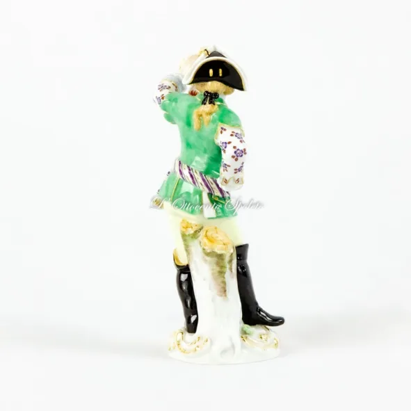 Statuina Meissen Cacciatore con trombone.